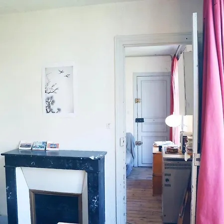 Charming Bright Near Montmartre * פריז